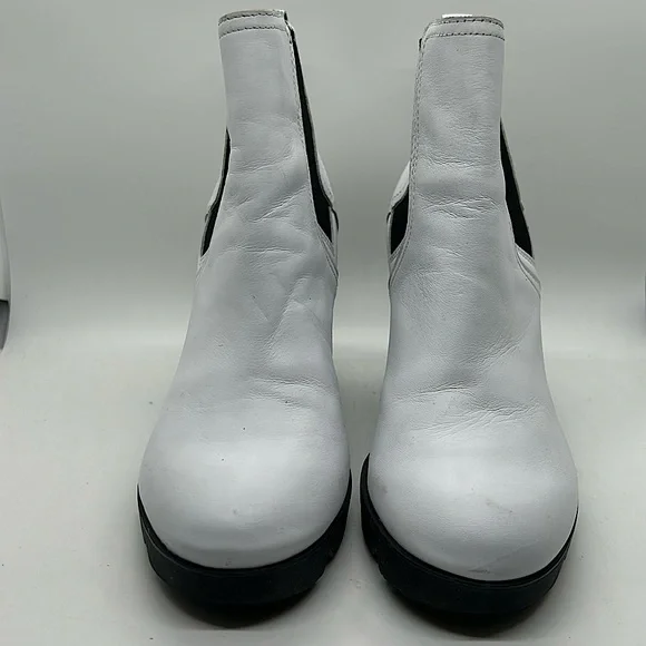 Sorel Joan Uptown Waterproof Leather Chelsea Ankle Boots Shoes **Size 7** 🌸🌸 - Picture 2 of 11